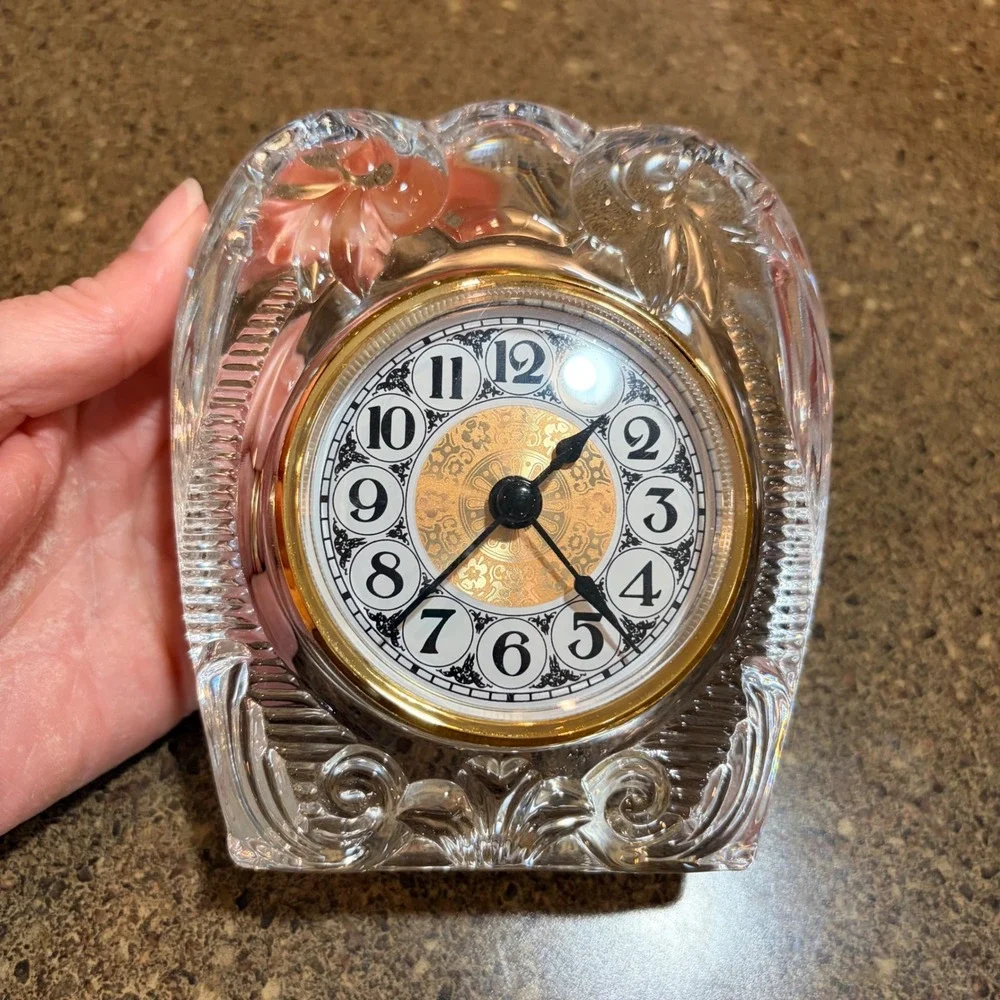 Vintage Palm Tree Crystal Desk Clock Gold Filigree Face Quartz Analog 5in